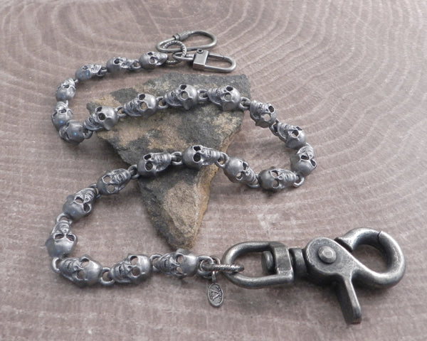 Flat Skull Pewter Wallet Chain