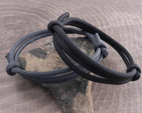 AMiGAZ Double Slider para Cord Adjustable Black Bracelets 2 Pack