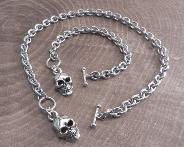 Teardrop Toggle Bracelet with Monster Skull