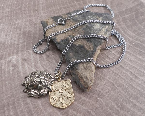 Kingsman Lion + Raven Crest