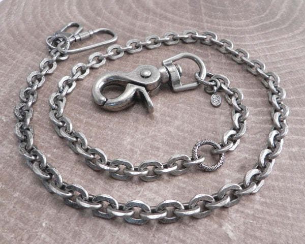 Flat Iron Knight Hack Saber Tooth Wallet Chain