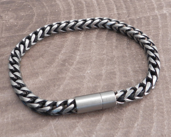 Franco Stainless Steel Round Magnetic Chain Bracelet