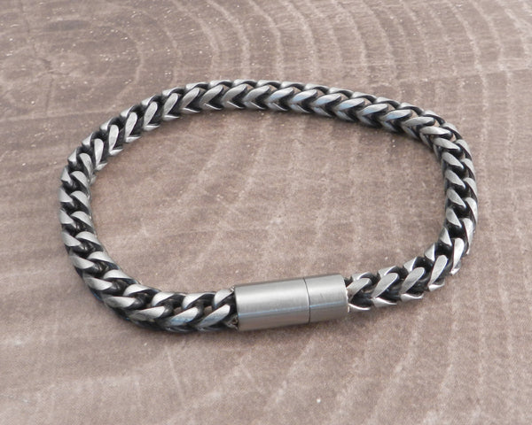 Franco Stainless Steel Round Magnetic Chain Bracelet