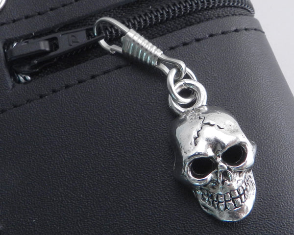 Zipper Pull with Skull XL Pendant